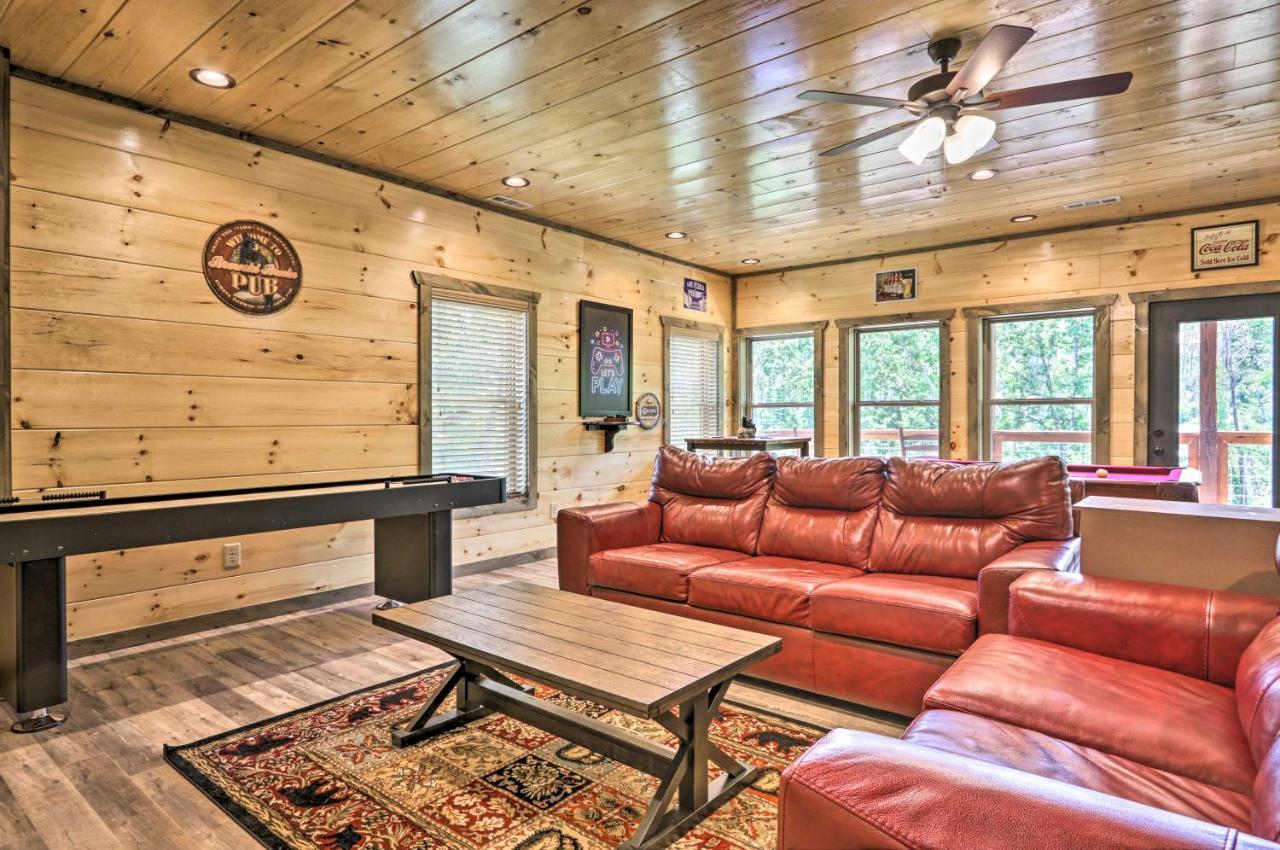 Modern Cabin With Hot Tub And Game Room In Gatlinburg! Dış mekan fotoğraf