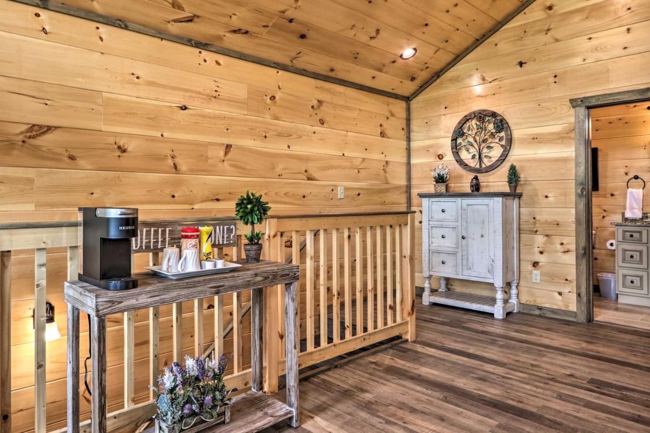 Modern Cabin With Hot Tub And Game Room In Gatlinburg! Dış mekan fotoğraf