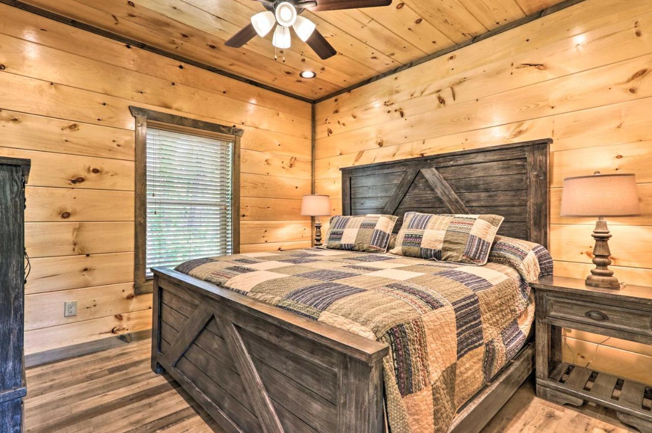Modern Cabin With Hot Tub And Game Room In Gatlinburg! Dış mekan fotoğraf